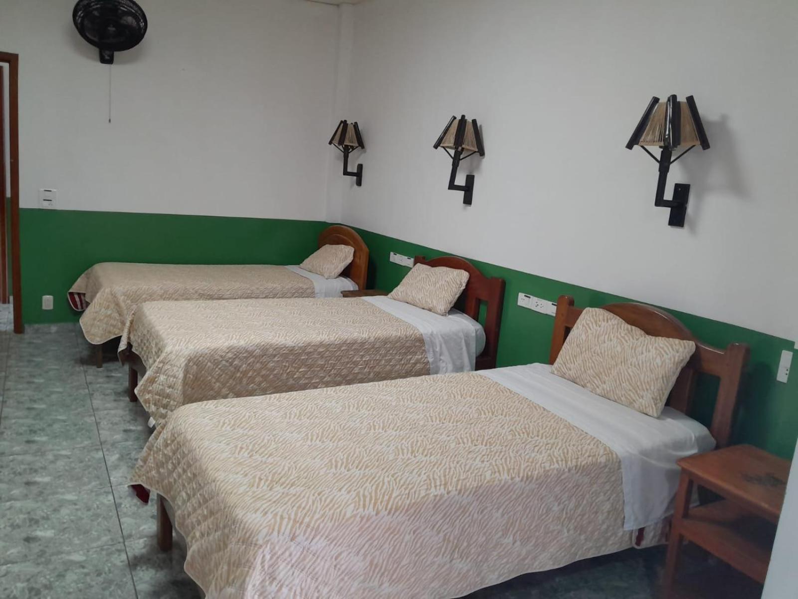 Hostal Limoncocha テナ エクステリア 写真